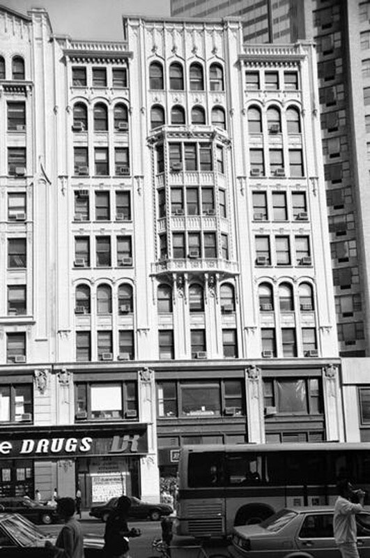 Broadway façade of A.T. Demarest & Company and Peerless Motor Car Company Building