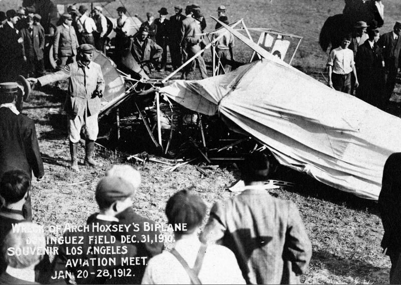 Hoxsey biplane crash