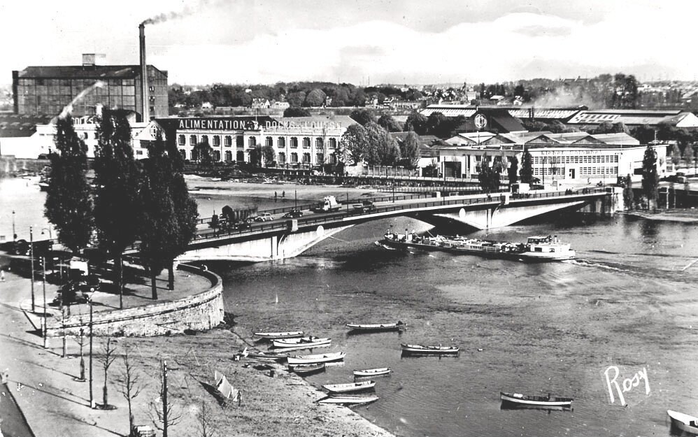 Le pont de la Madeleine après la seconde guerre mondiale
