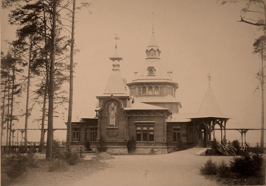 Widok cesarskiego pawilonu w pobliżu stacji Gaynovka
