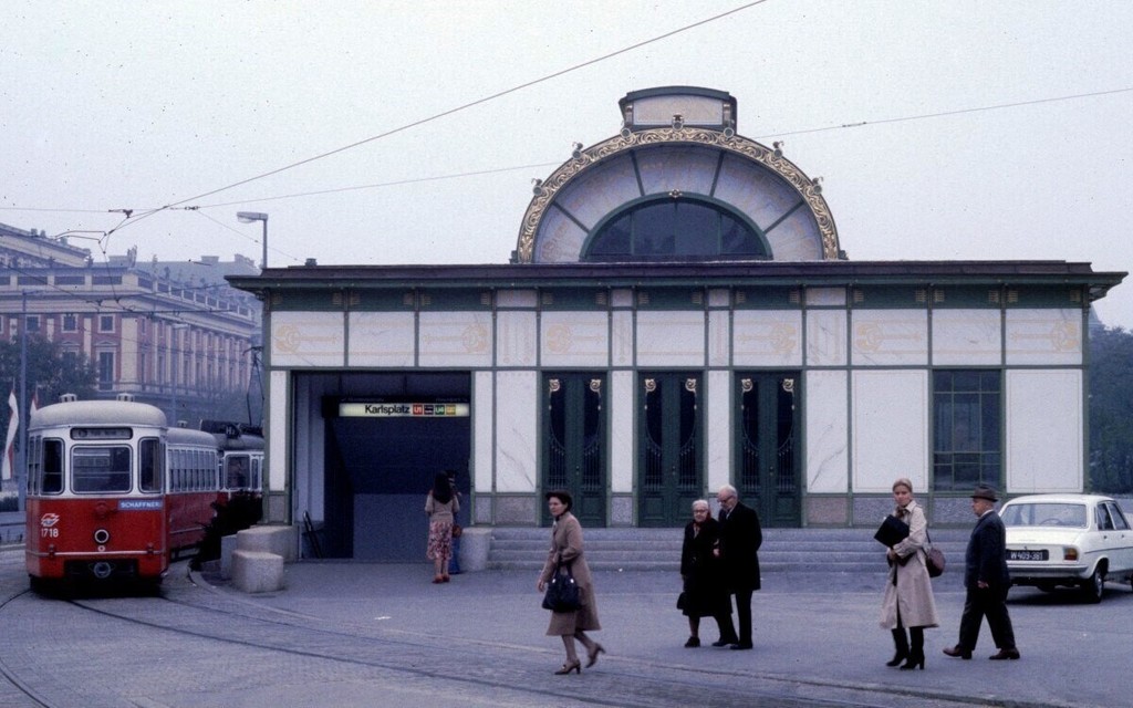 Ehemaliger Stadtbahn-Pavillon, Karlsplatz