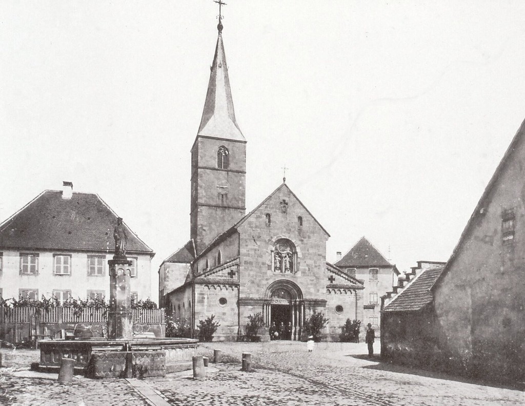 Sigolsheim. St Peter-und Paulskirche erbaut ende des 12. Jahrh