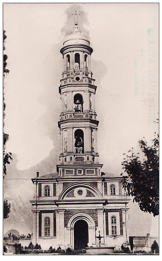 Turnul clopotniță principal al mănăstirii Noul Neamț