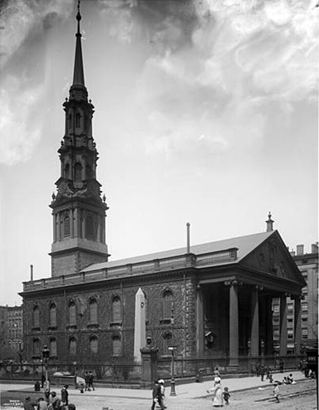Broadway between Fulton and Vesey Street. St. Paul's Chapel, about 1899.