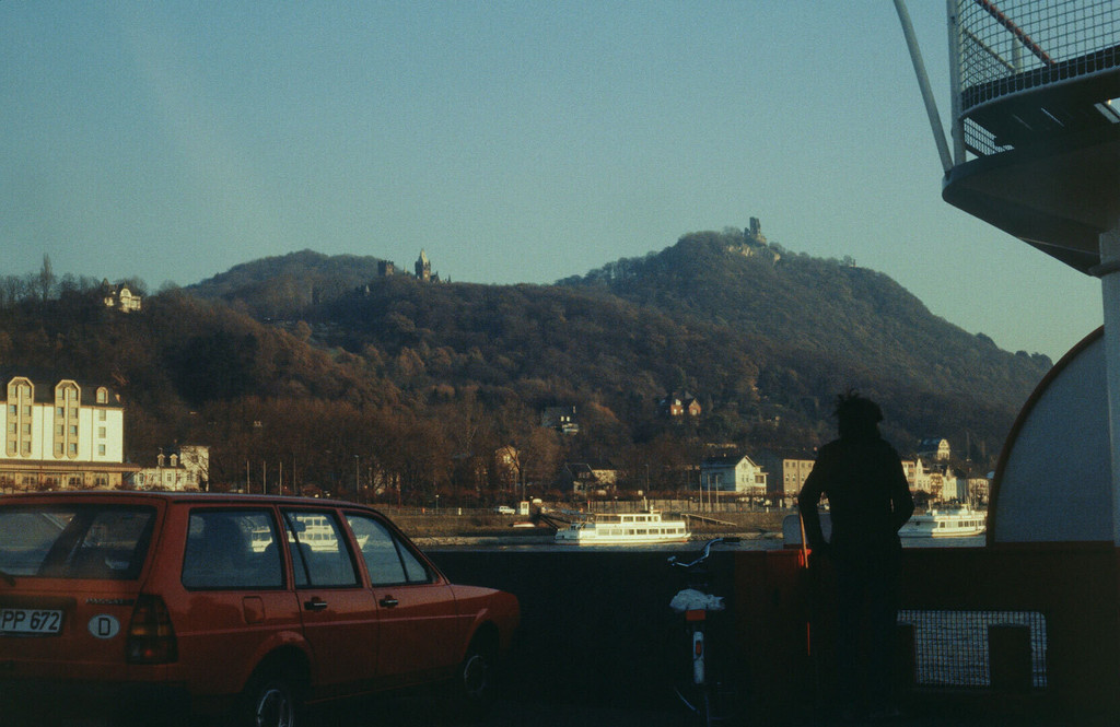 Königswinter, Blick auf den Berg Drachenfels