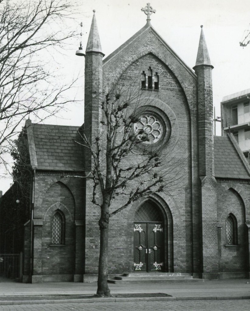 Frederiks Allé 37. Katolsk - Apostolsk Kirke