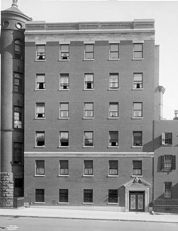 541 East 86th Street near the river. Addition to Misercordia Hospital.