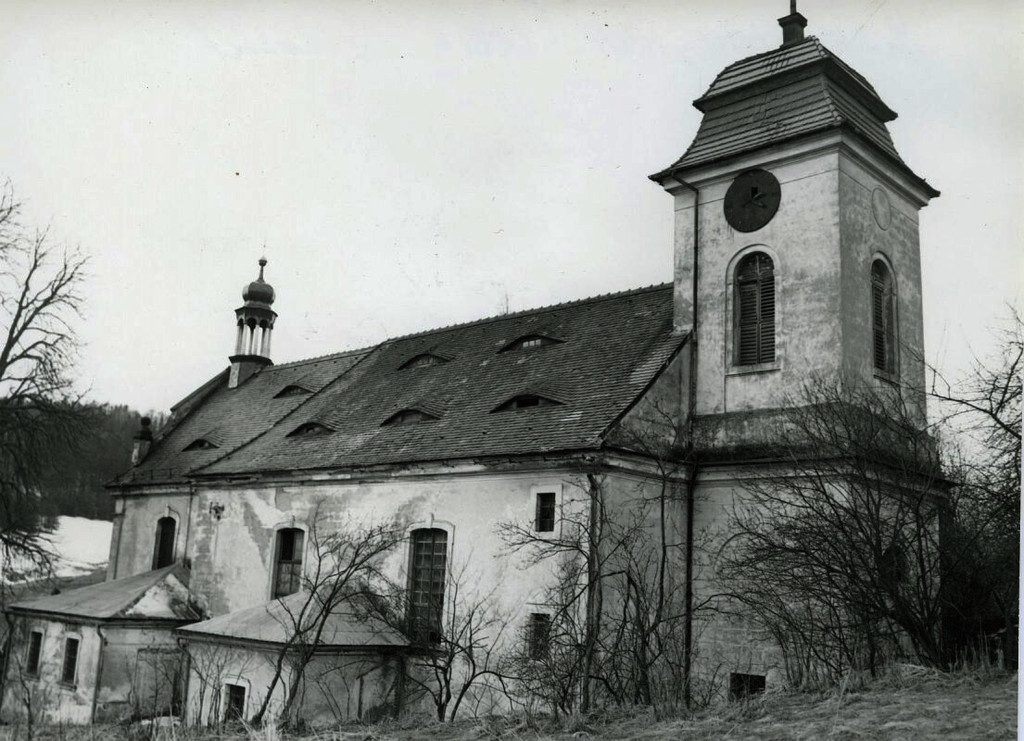 Jetřichovice, kostel sv. Jana Nepomuckého