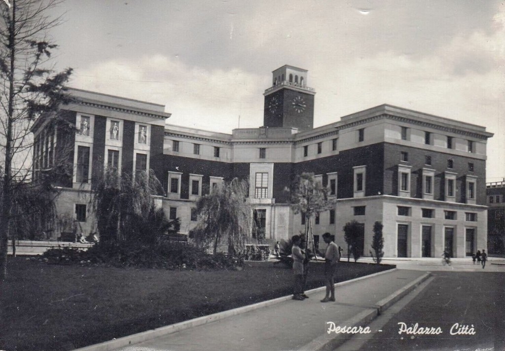 Pescara. Palazzo di Città