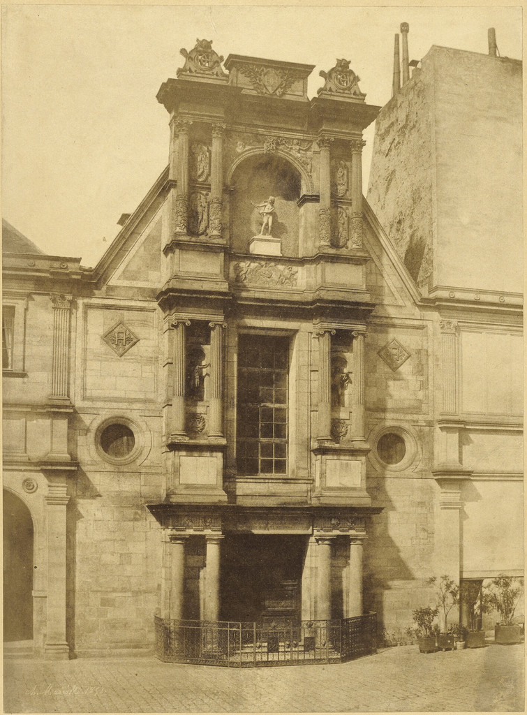Portique du Château d'Anet