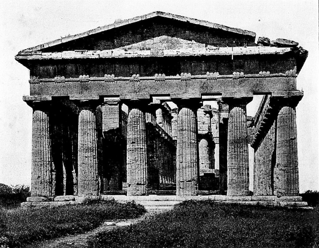 Le rovine del tempio di Nettuno a Pesto. Le rovine del Tempio di Nettuno a Pesto