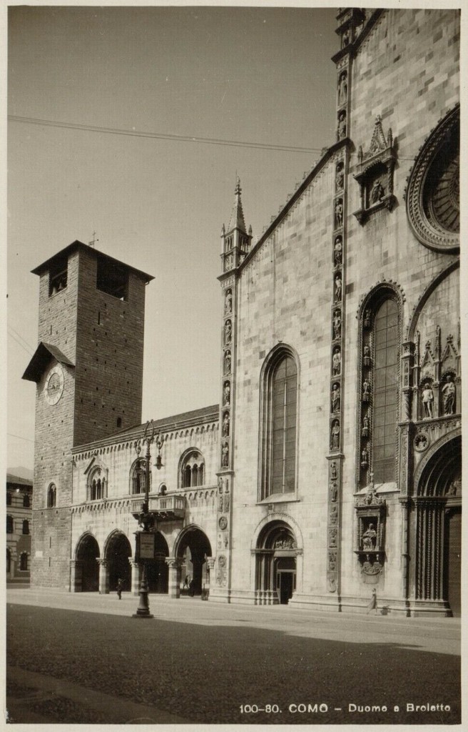 Como, Duomo e Broletto