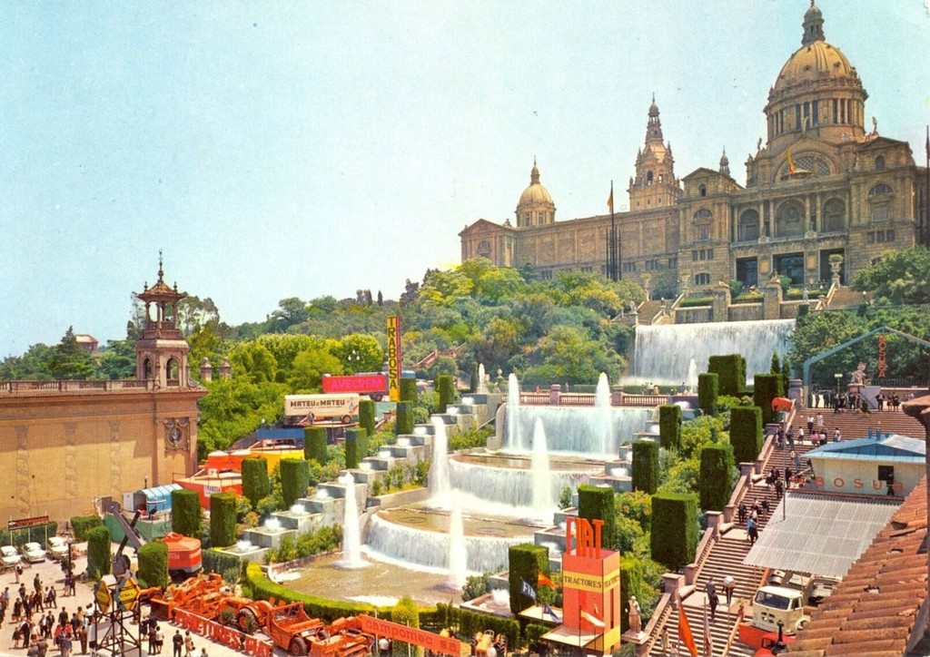 Feria de Barcelona - Vue partielle de l'enceinte et cascade