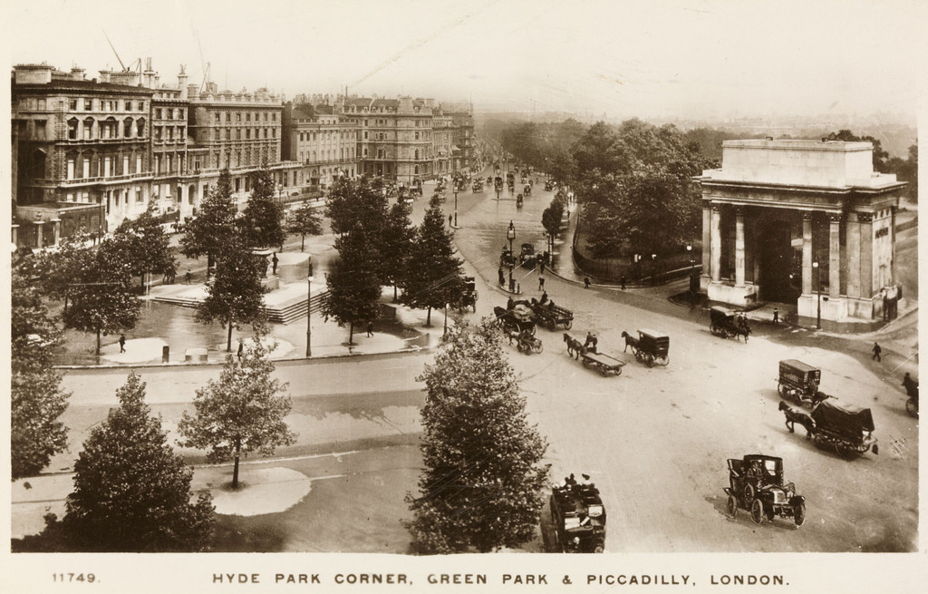 Hyde Park Corner, Green Park & Piccadilly
