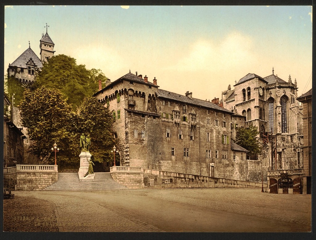 Chambéry. Château et monument Maistre