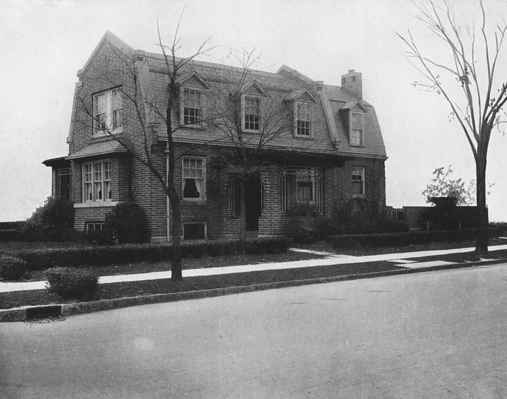 Home of Robert E. Williams, 425 Woodward Avenue