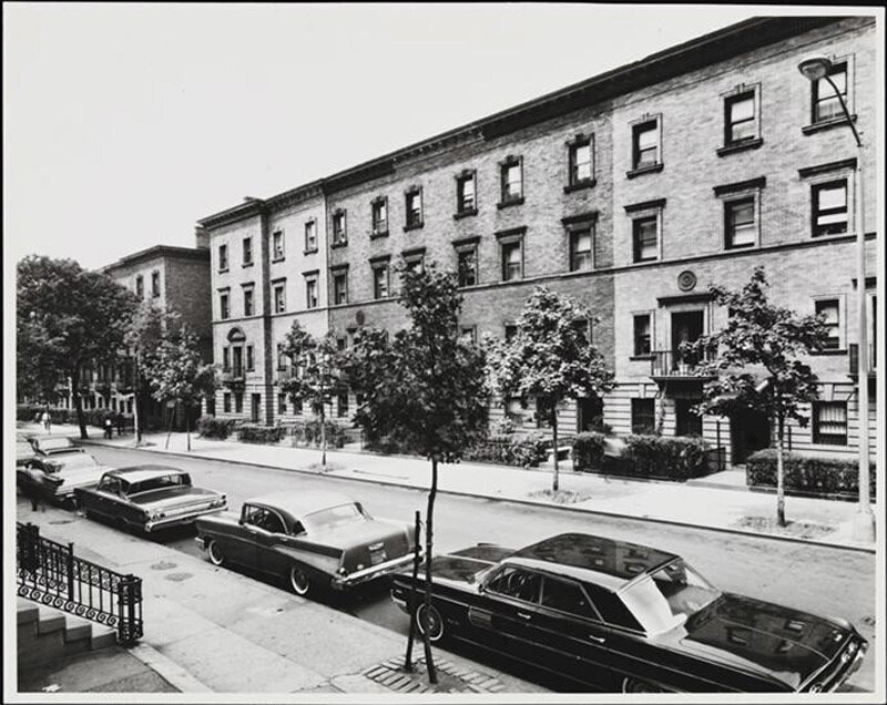 North side of unidentified block of West 139th Street.