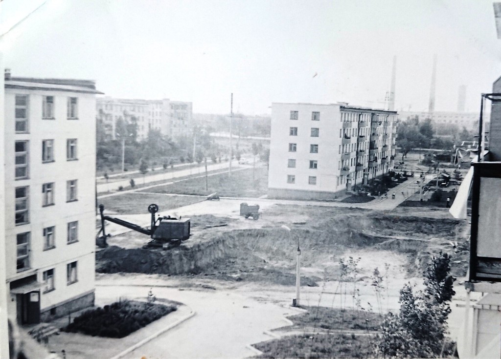 Construcția de nouă pe strada Komsomolskaya