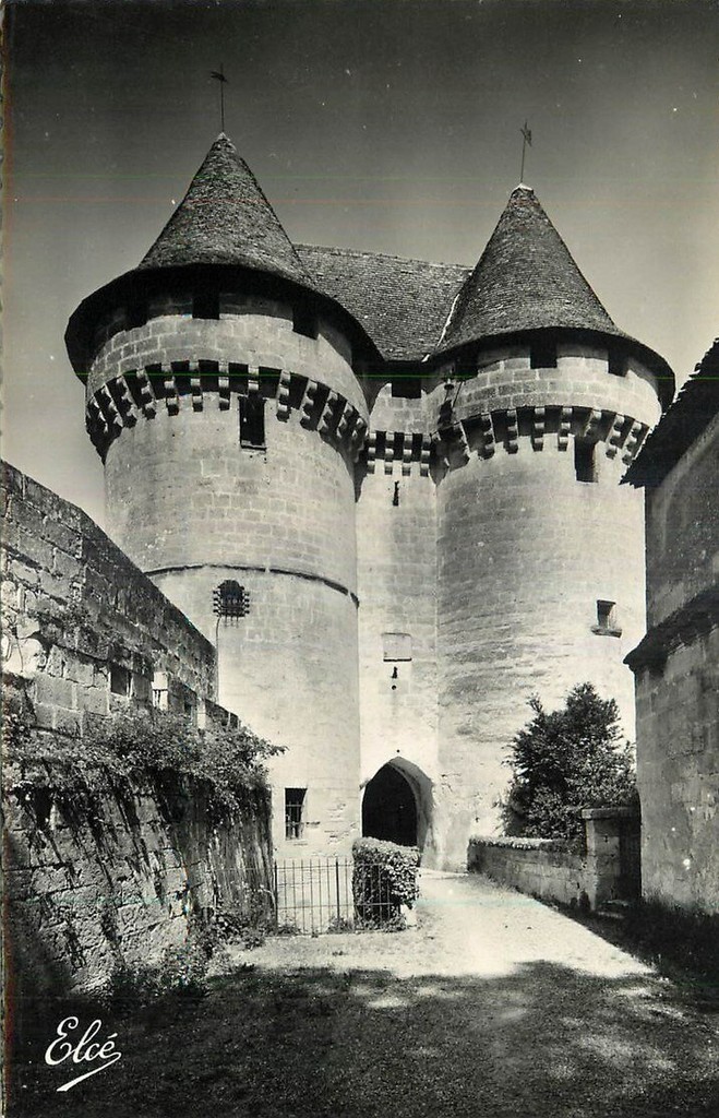 Daignac. Château de Pressac - Entrée