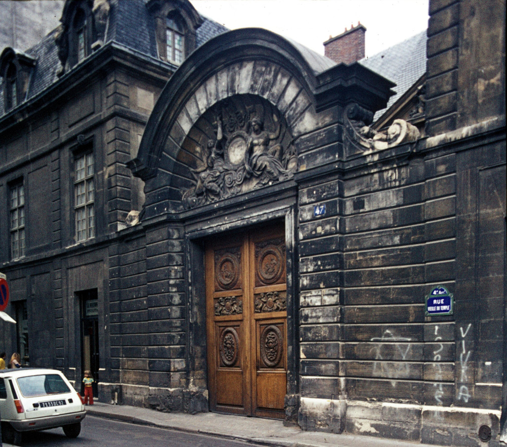 Hôtel Amelot-de-Bisseuil Hôtel des Ambassadeurs de Hollande