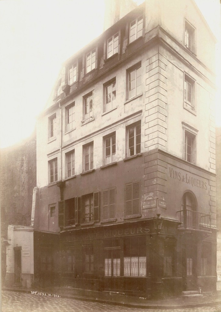 1 rue Vaucanson, angle 15 rue du Général Morin