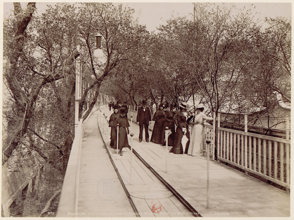 L'exposition universelle de 1900: le Trottoir roulant, partie du Quai d'Orsay