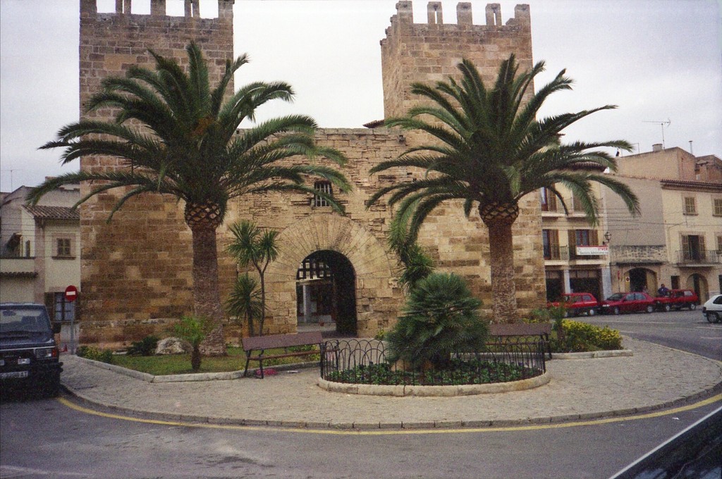 Muralla de Alcudia: Puerta de Mallorca