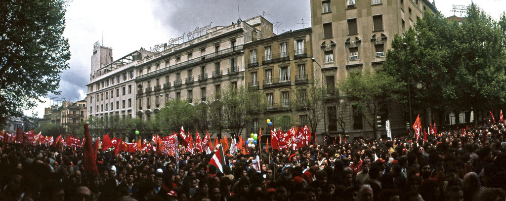 Manifestación del 1º de Mayo en la Calle de Alcalá