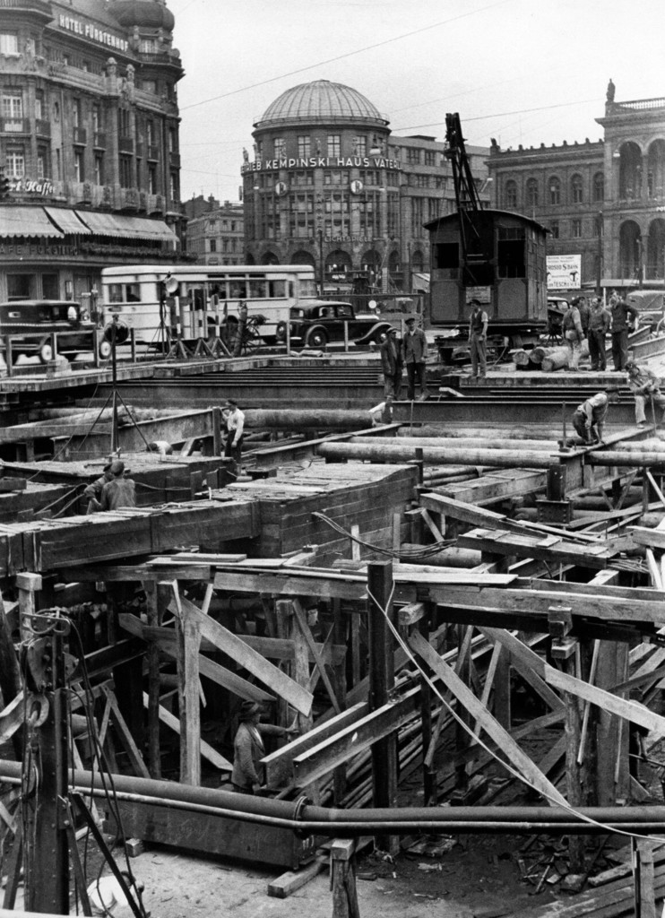 Bau einer U-Bahnstation am Potsdamer Platz