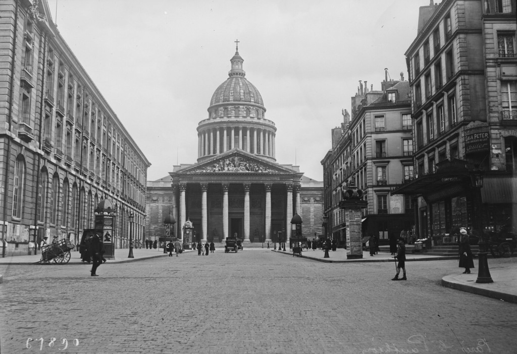 Le Panthéon, rue Soufflot