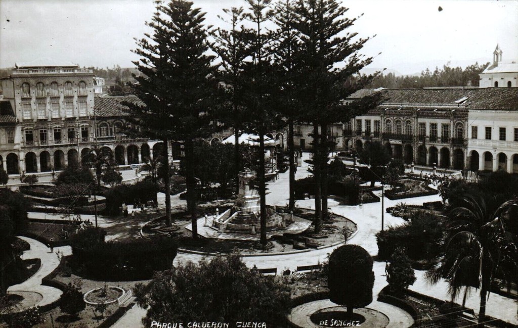 Cuenca. Parque Calderón