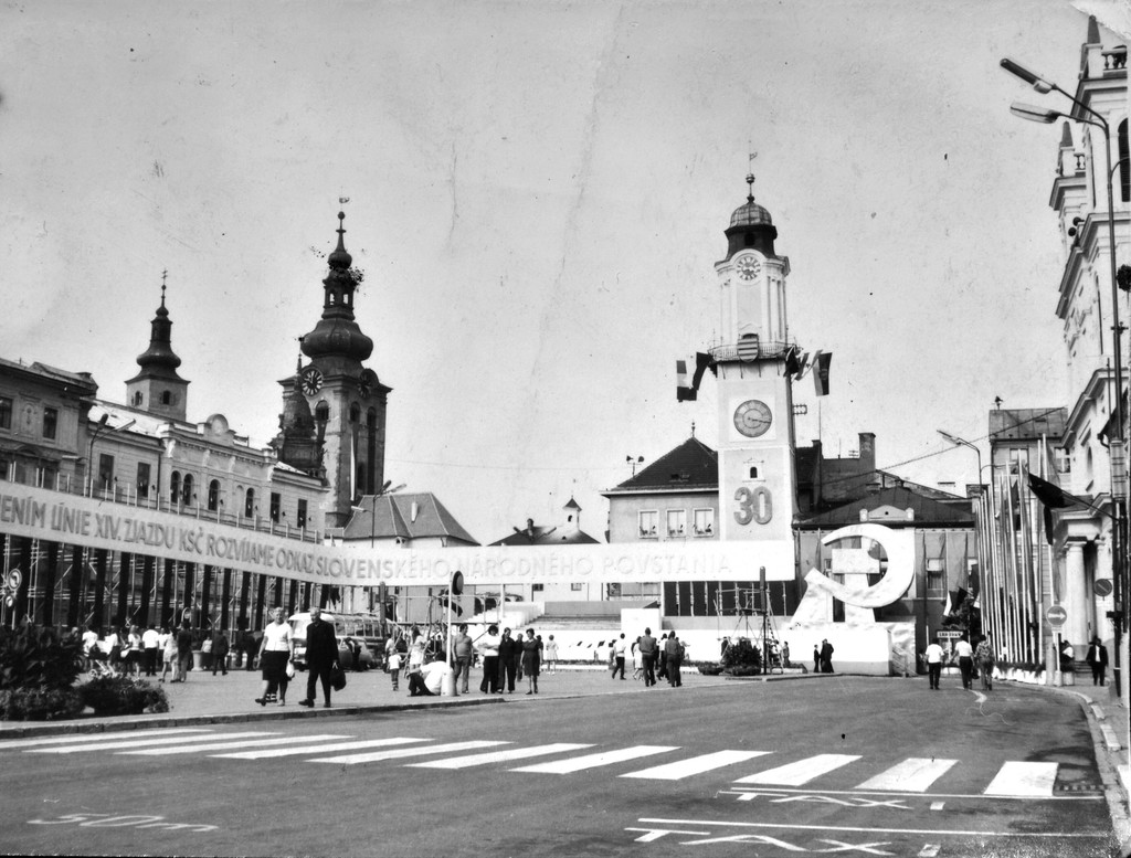 Banská Bystrica. Oslavy 30. výročia SNP