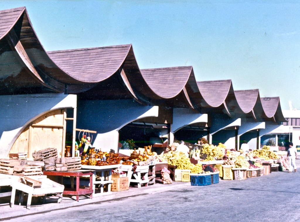 Oranjestad. Fruit and vegetable market