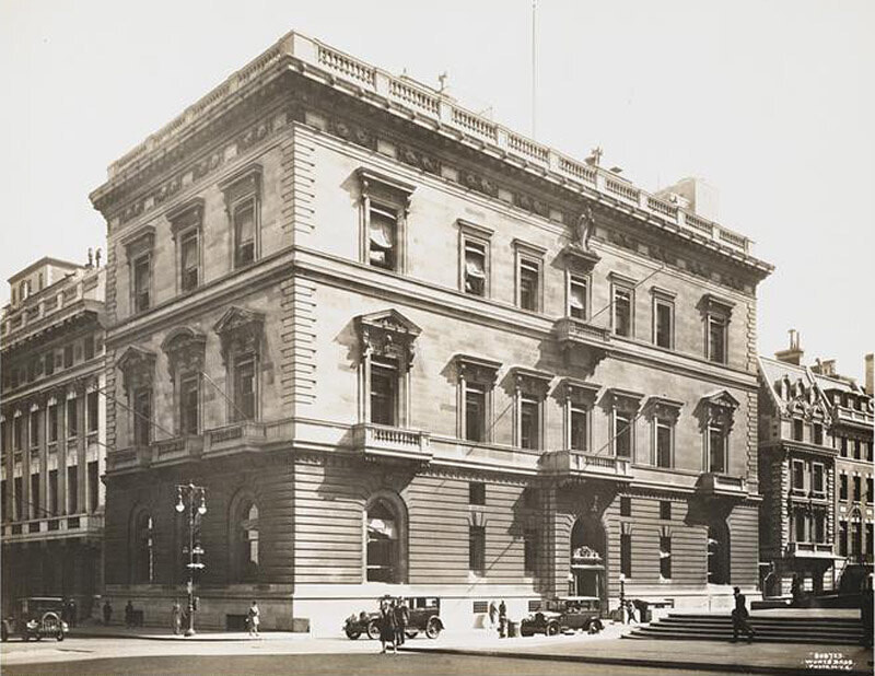 51st Street and Fifth Avenue. The Union Club