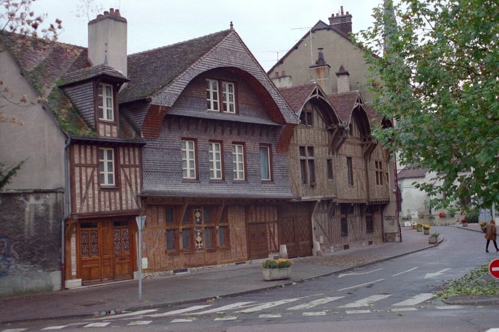 Troyes. rue Passerat