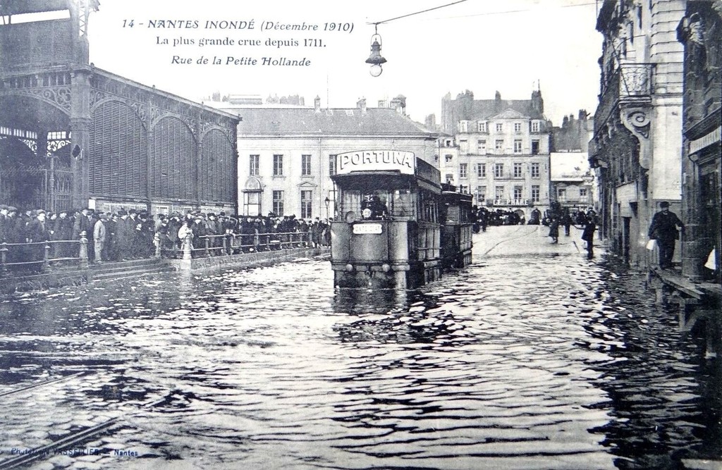 Inondé de 1910 - Rue de la petite Hollande