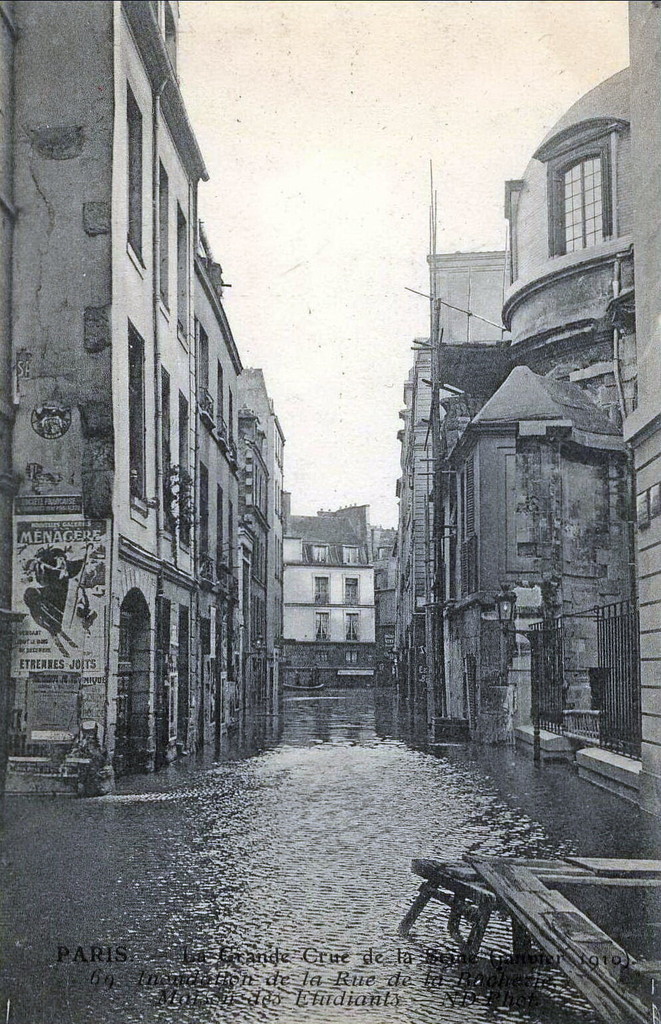 Paris inondé. Rue de la Bûcherie