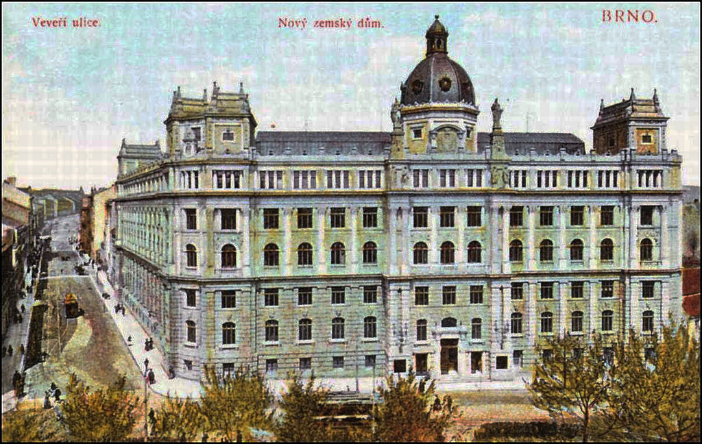 Brno, Žerotínovo náměstí, Zemský dům byl postaven v letech 1905 až 1907