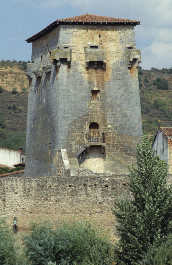 Covarrubias. Torre de Doña Urraca