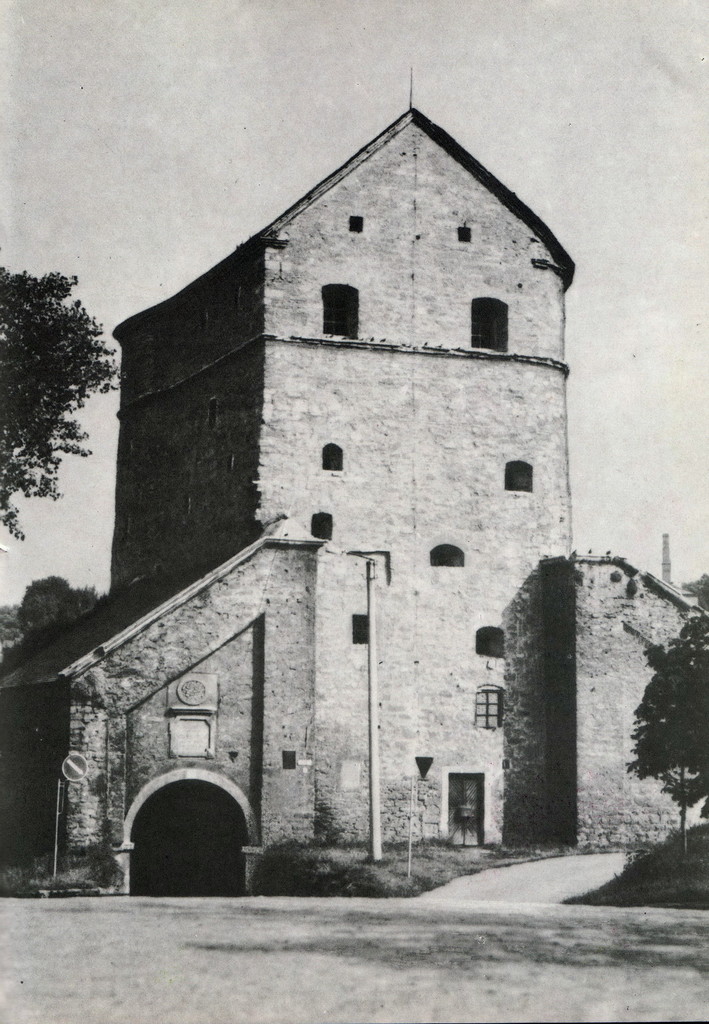 Вежа Стефана Баторія з польськими воротами