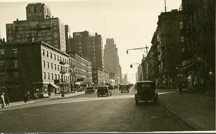 First Avenue - 53rd Street looking south