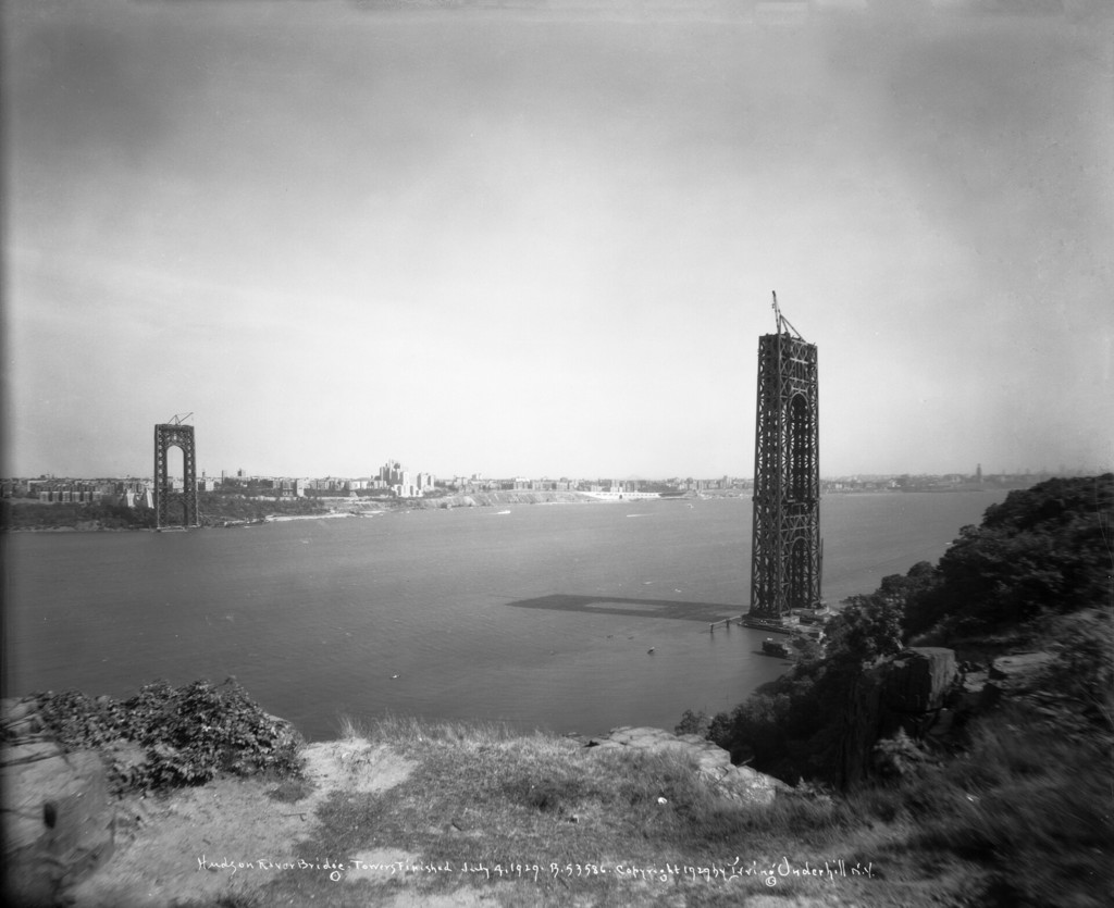 Hudson River Bridge. Towers finished
