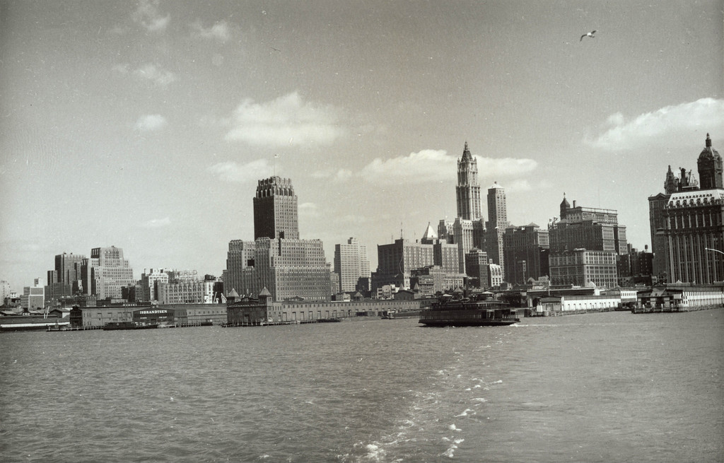 View from the Liberty Street-CNF ferry on lower Manhattan