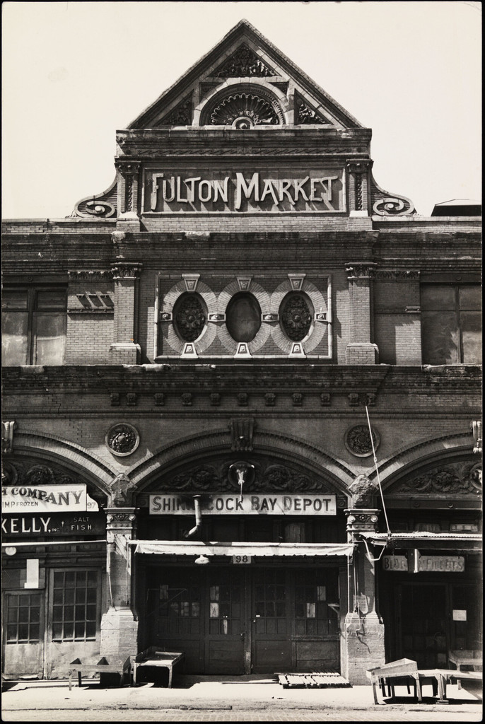 Entrance to Fulton Market