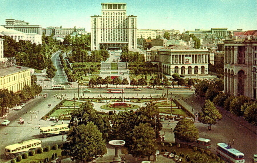 Площа М. І. Калініна