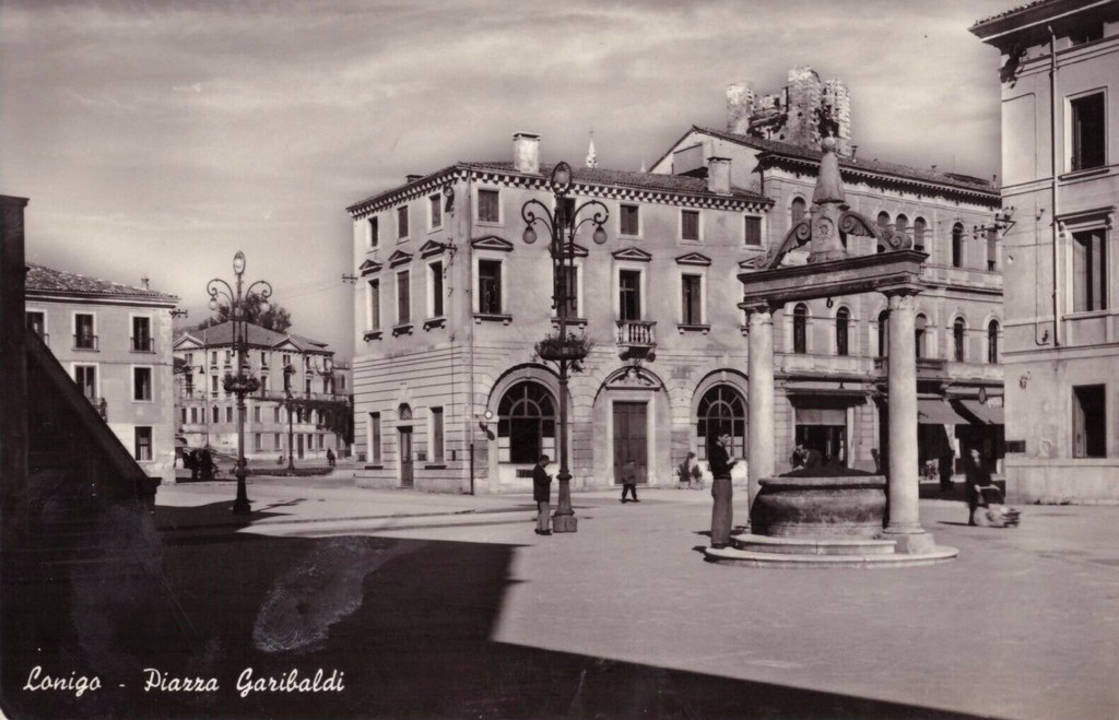 Lonigo, Piazza Garibaldi