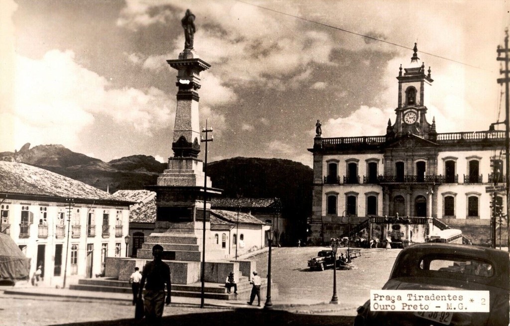 Ouro Preto. Praça Tiradentes