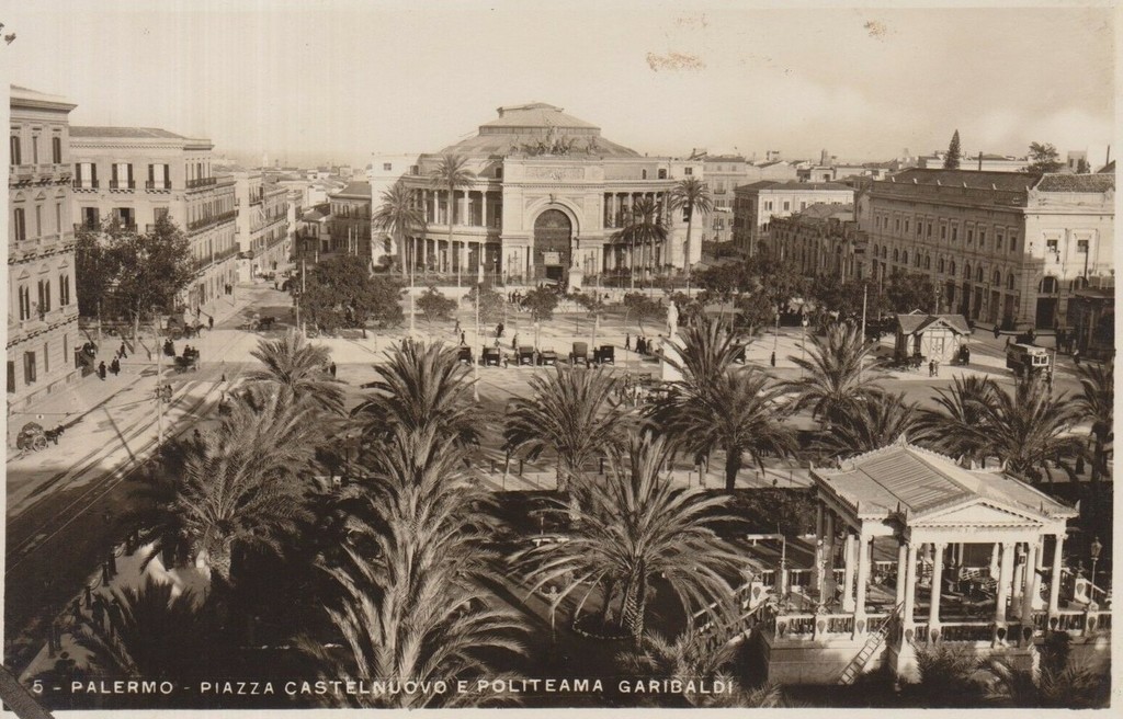 Palermo, Piazza Castelnuovo e Teatro Politeama Garibaldi
