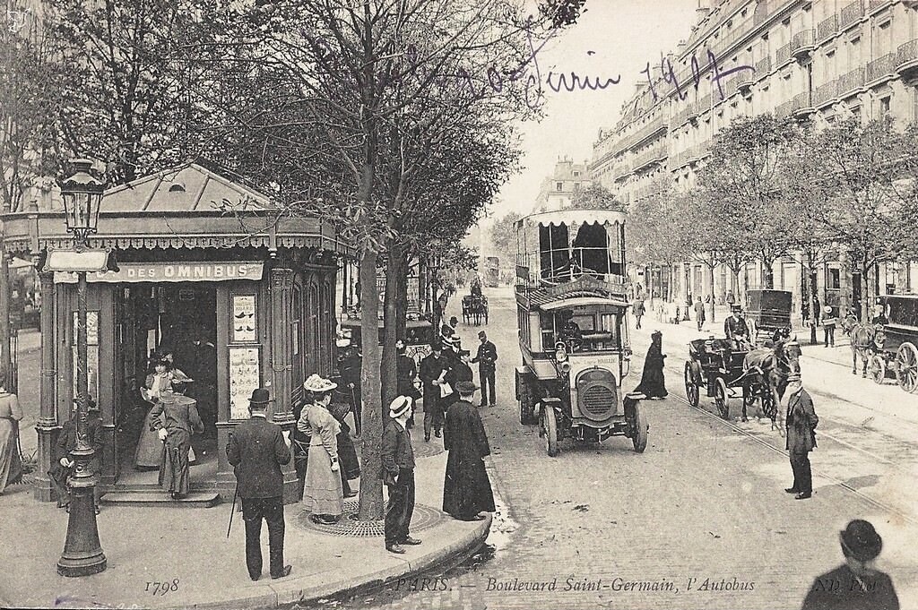 Boulevard Saint-Germain, l'Autobus