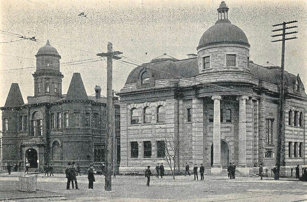 City Hall & Carnegie Library